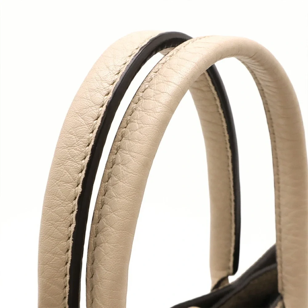 FENDI Cream Leather Shoulder Bag